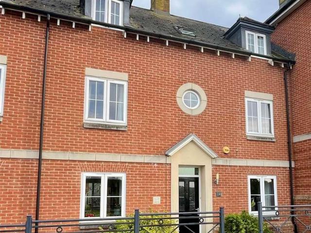 Townhouse for sale in Salisbury, Wiltshire