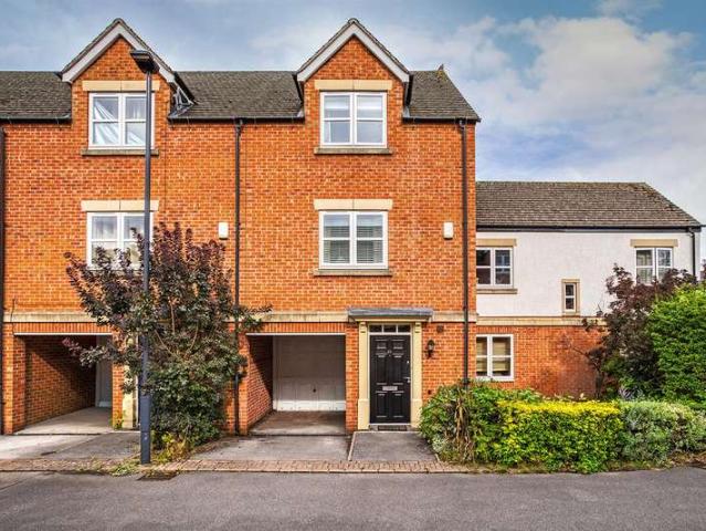 Cottage for sale in Mickleover, East Midlands