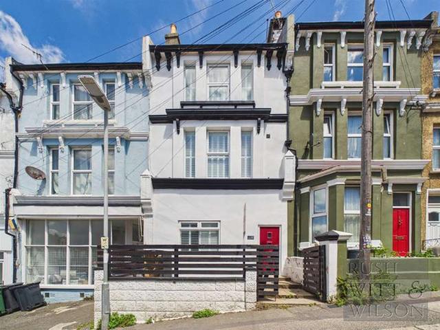 Cottage for sale in West Hill, Guestling Green