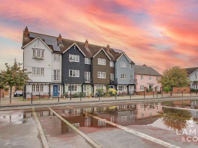 Cottage for sale in Wivenhoe, Colchester