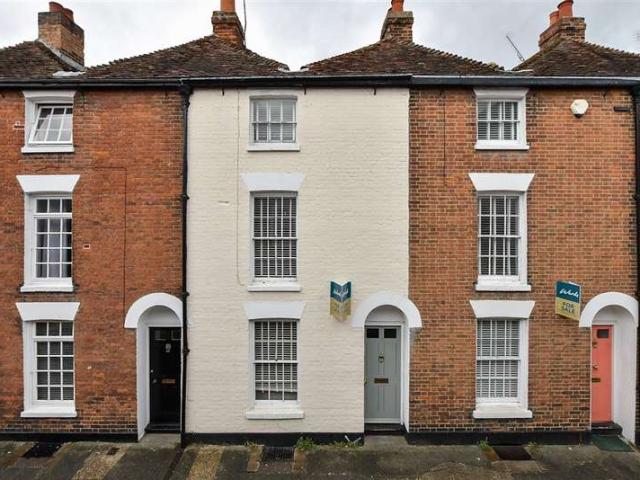 Cottage for sale in Longport, Canterbury