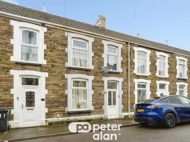 Cottage for sale in Briton Ferry, Wales