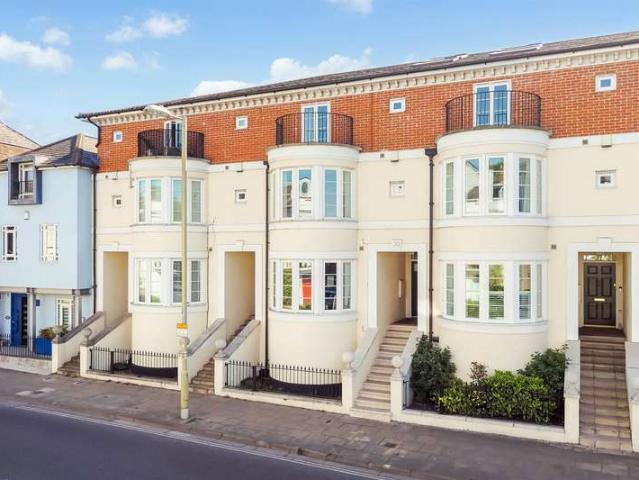 Cottage for sale in The Soke, Hampshire