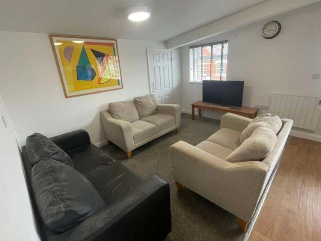 Cottage for rent in Ermine West, Brayford
