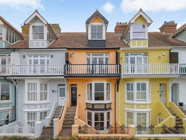 Cottage for sale in The Bridge, Kent
