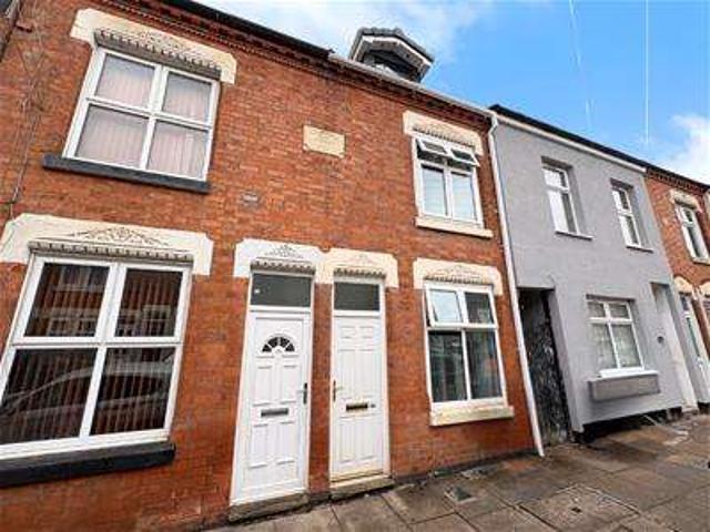 Cottage for sale in Highfields, Old Wharf