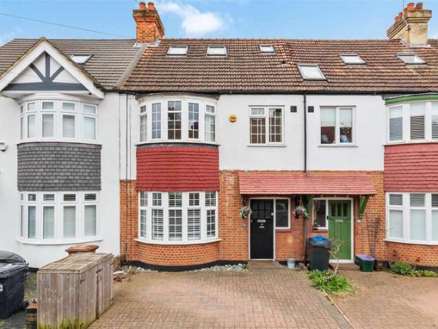 Terraced House for sale in Motspur Park, West Barnes