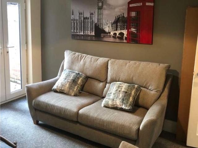 Cottage for rent in New Boultham, Brayford