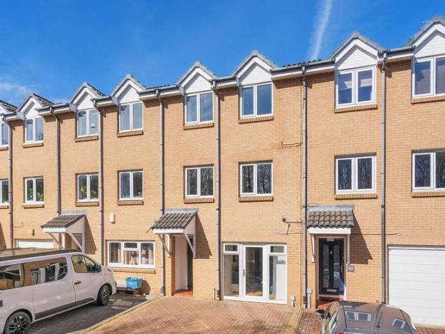 Cottage for sale in Gilberstoun, Portobello
