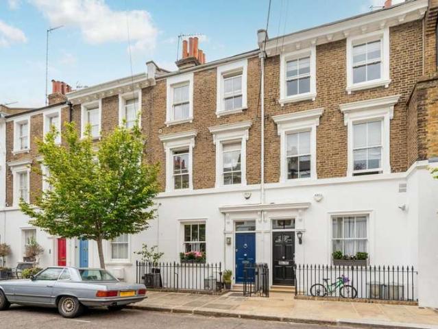 Terraced House for sale in Chelsea, Chelsea