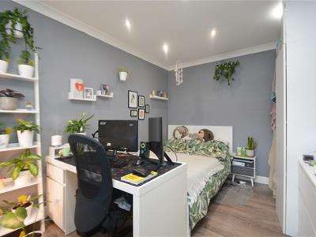 Cottage for sale in London Borough of Ealing, Greater London