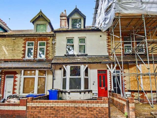 Cottage for sale in Hyde Park, South Yorkshire