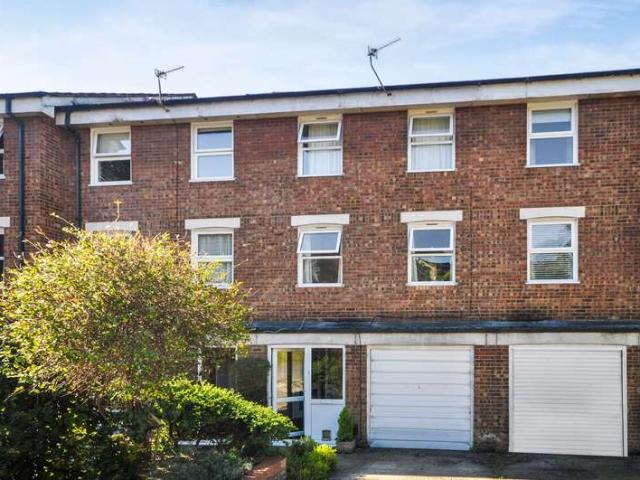 Cottage for rent in Littleworth, Berrick Salome