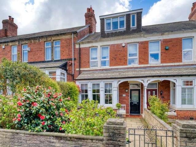 Cottage for sale in Low Fell, Tyne And Wear