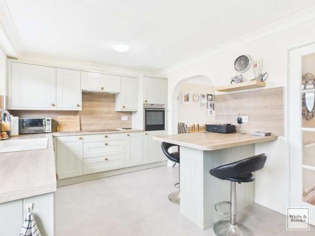 Cottage for sale in Clayhall, Middlecroft
