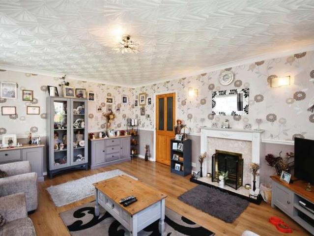 Terraced House for sale in Hull, Anlaby Park