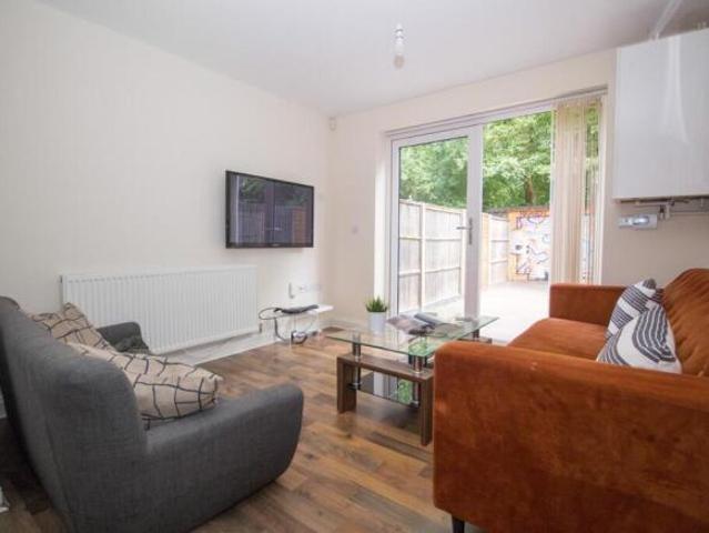 Cottage for rent in Old Wharf, City Of Leicester