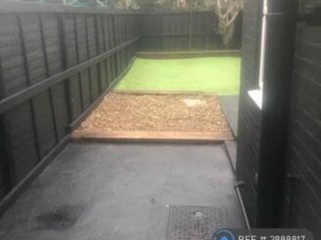 Cottage for rent in Sheerness, Oad Street