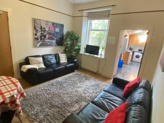 House for rent in Ashgrove, Ballindoch