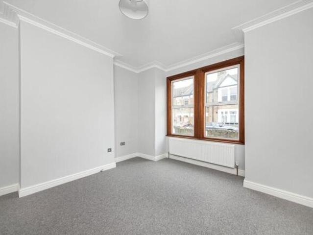 Cottage for rent in Lewisham, Greater London