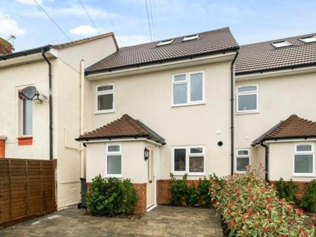 House for rent in Lyons, Greater London