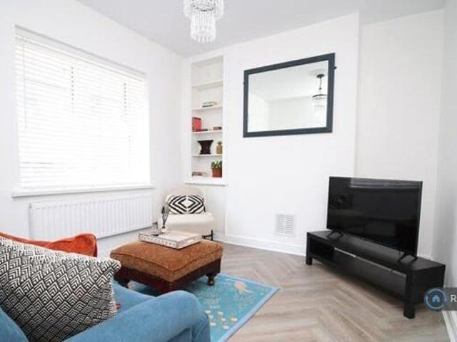 House for rent in Lyons, Greater London