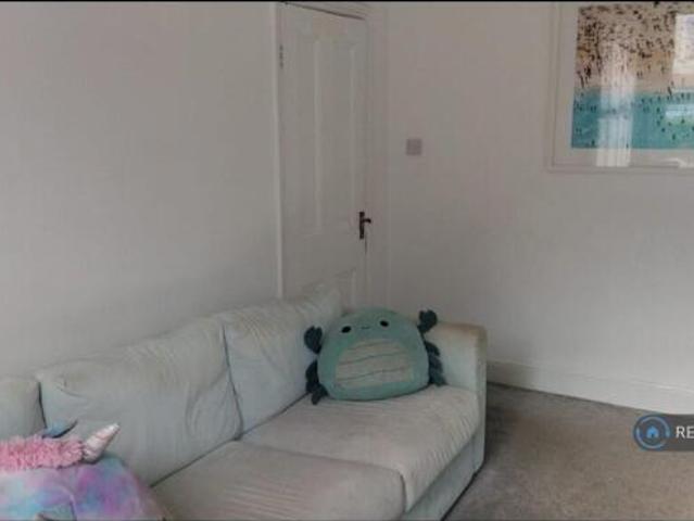 Cottage for rent in Cat Hill