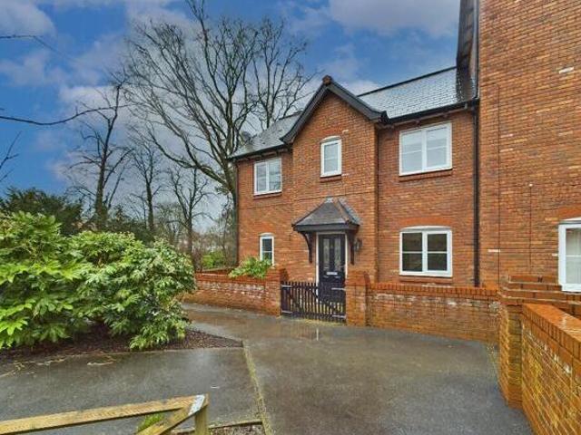 House for rent in Upton-by-Chester, Two Mills