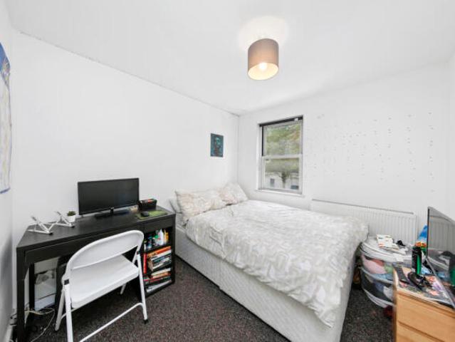 Cottage for rent in Cat Hill