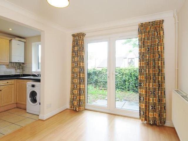 Cottage for rent in The Slade, Oxfordshire