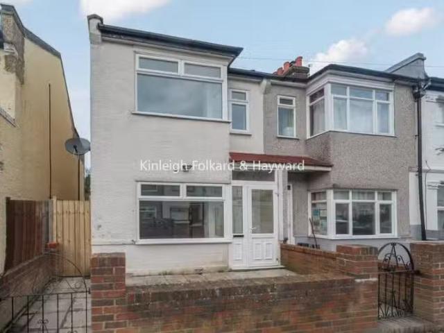 House for rent in London Borough of Croydon, Addiscombe