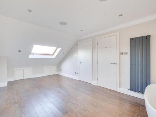 Cottage for rent in Cat Hill