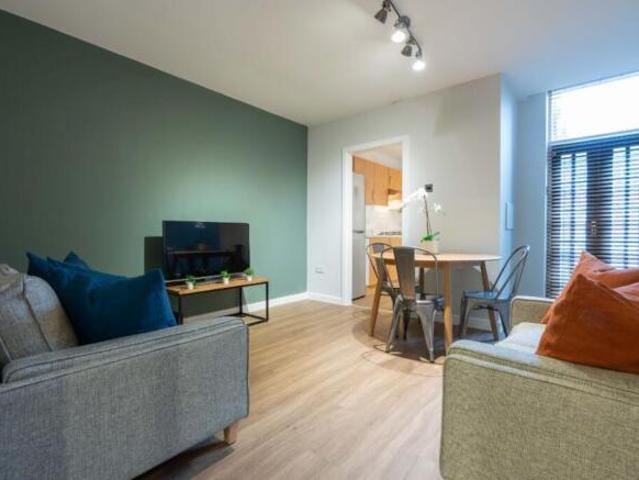 Cottage for rent in Newcastle, Leslie