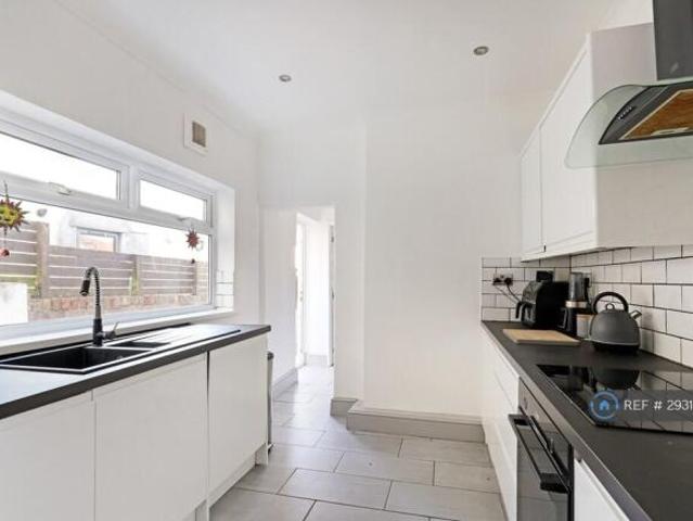 Cottage for rent in Feckenham, City Of Bristol
