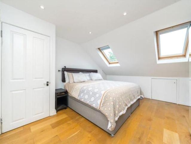Cottage for rent in Wimbledon, Greater London