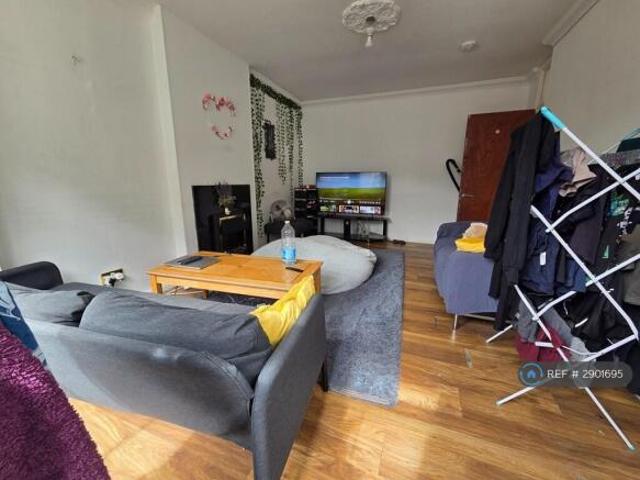 Cottage for rent in Cat Hill