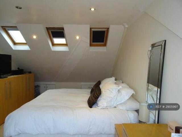 Cottage for rent in Cat Hill
