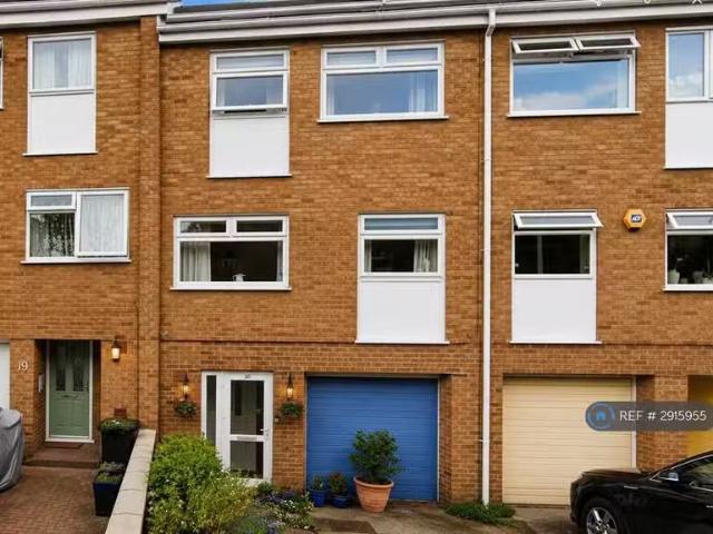 House for rent in Woodford Bridge, Greater London