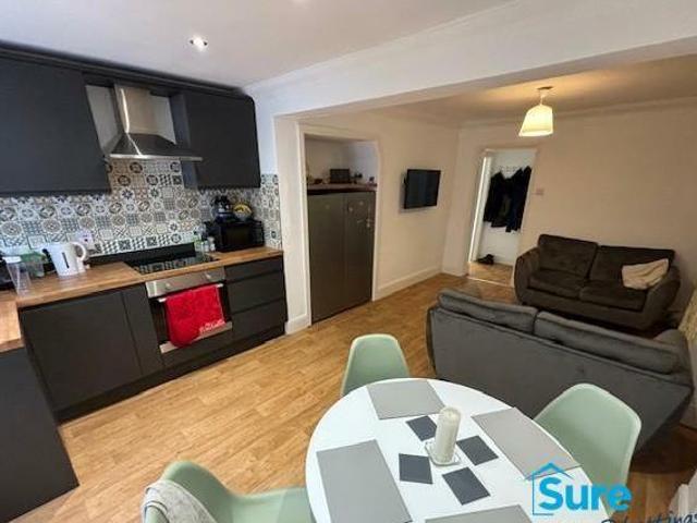 House for rent in Wotton Pitch, Gloucester