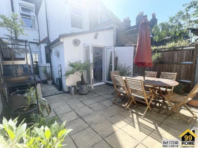 Cottage for rent in Oad Street, Kent