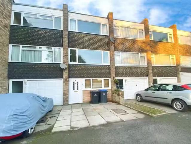 House for rent in Fishersgate, West Sussex