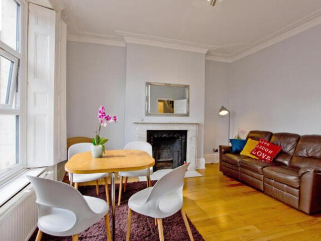 Cottage for rent in Cat Hill