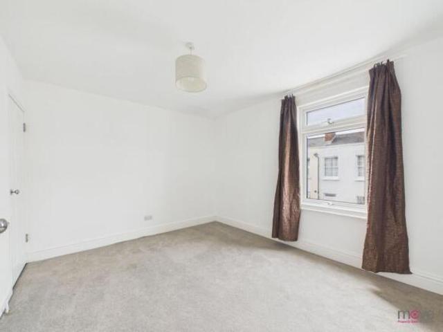 Cottage for rent in Golden Valley, Gloucestershire