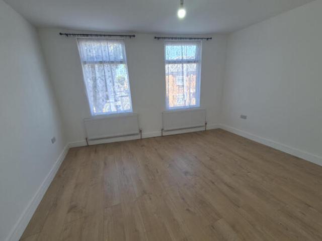 Cottage for rent in Cat Hill