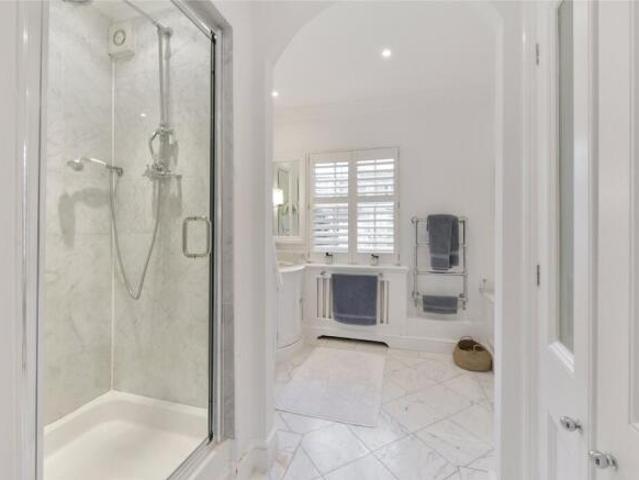 Cottage for rent in Chelsea, Greater London