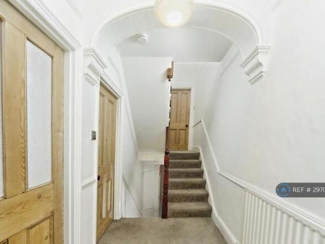 Cottage for rent in Cat Hill