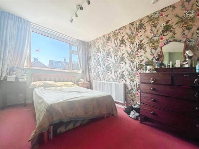 Cottage for rent in Twickenham, Greater London