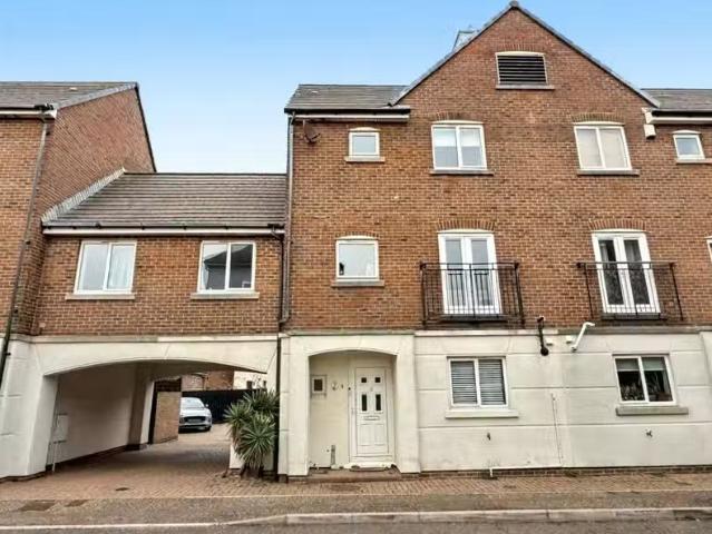 House for rent in Sovereign Harbour, Eastbourne