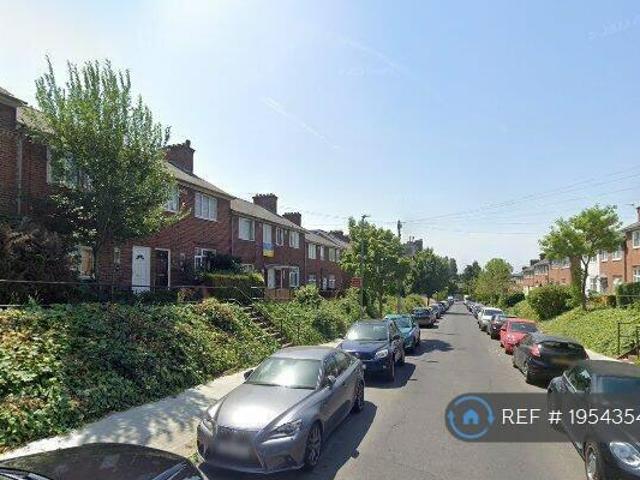 House for rent in Lyons, Greater London