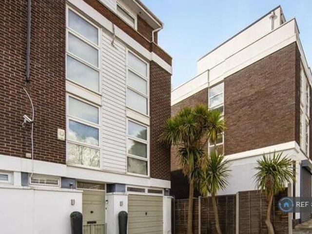 House for sale in Lyons, Greater London